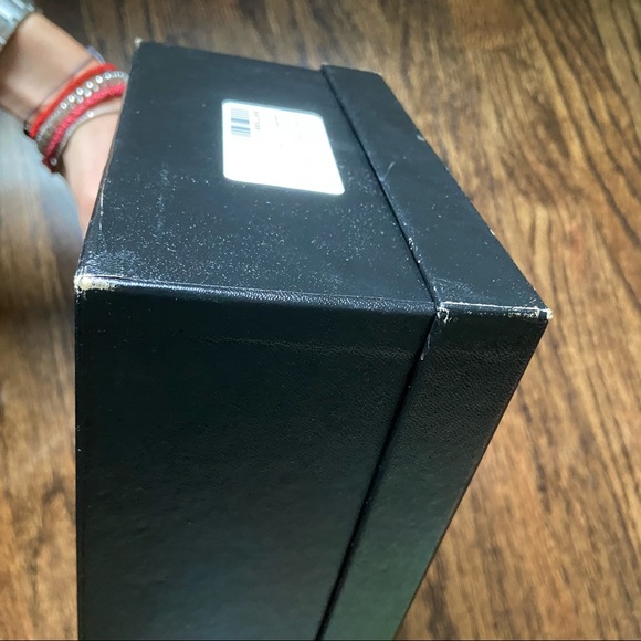 Chanel Shoe Box and 2 Dust Bags - Picture 5 of 8